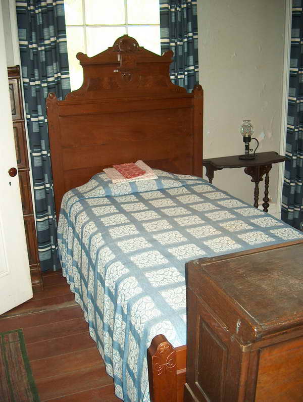 Flannery O'Connor's bed