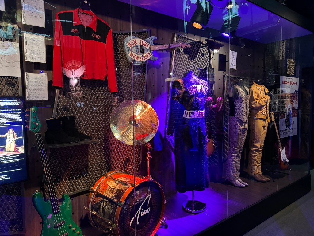 Rock & Roll Hall of Fame, Cleveland, OH